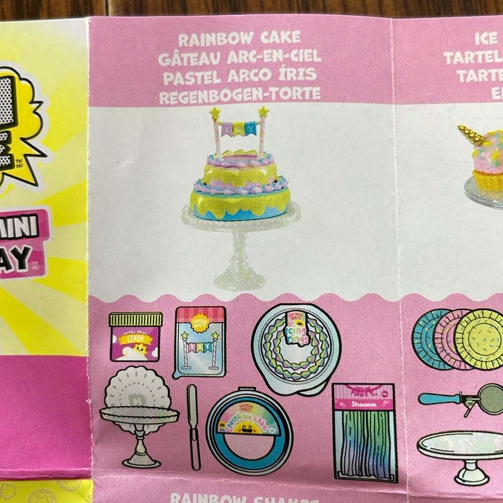 Miniverse Birthday - Rainbow Cake